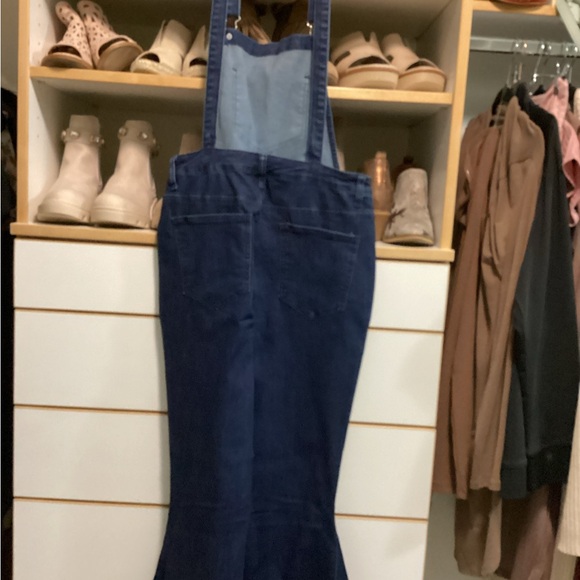 Hippie denim bell bottom Jean overalls. New, never worn. Tall, cut or hem to fit - Picture 7 of 10